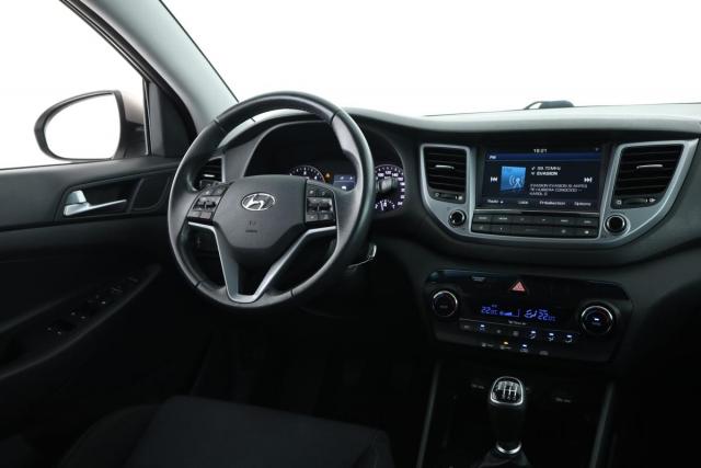Hyundai Tucson image 8
