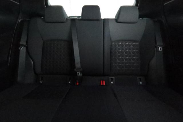 Toyota C-Hr image 4