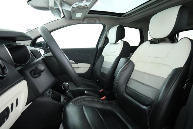 Renault Captur image 2