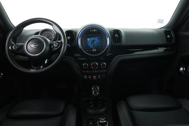 Mini Countryman image 2