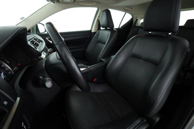 Lexus Ct 200h image 5