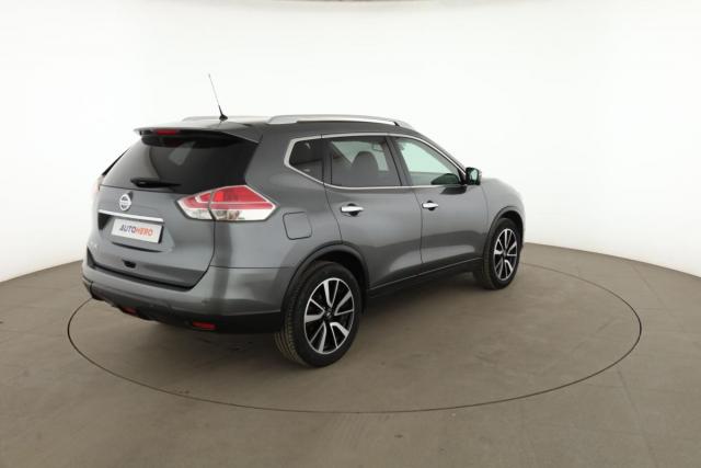 Nissan X-Trail image 2
