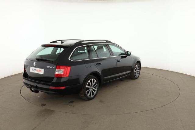 Skoda Octavia image 4