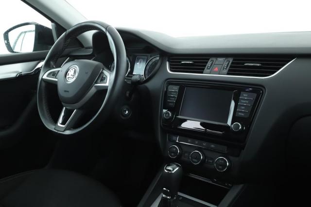 Skoda Octavia image 1