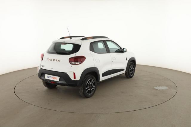 Dacia Spring image 8
