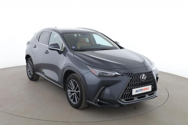 Lexus Nx image 4