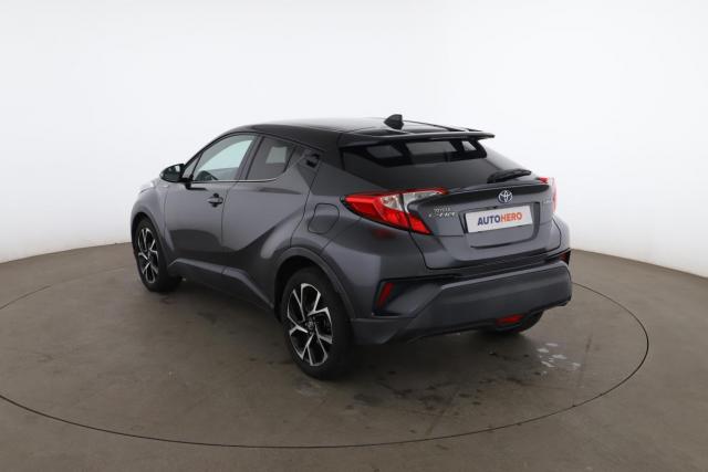 Toyota C-Hr image 1