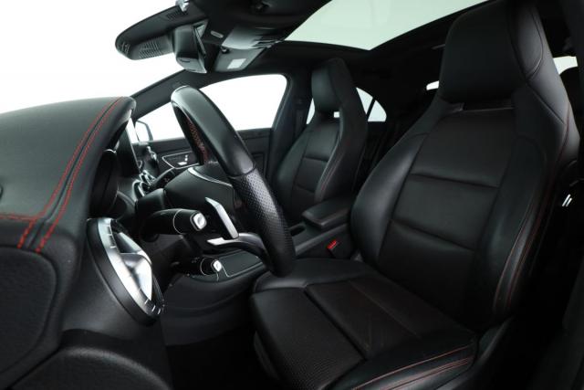 Mercedes Benz Cla image 5