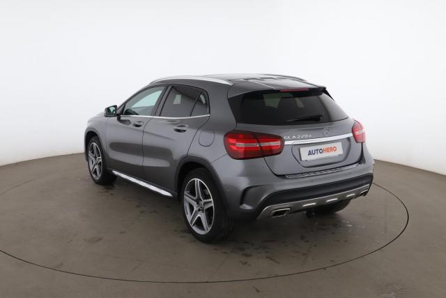 Mercedes Benz Gla image 5