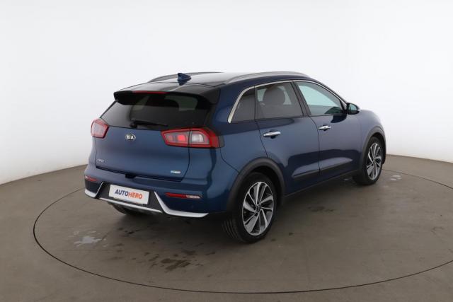 Kia Niro image 2