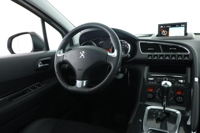 Peugeot 3008 image 3