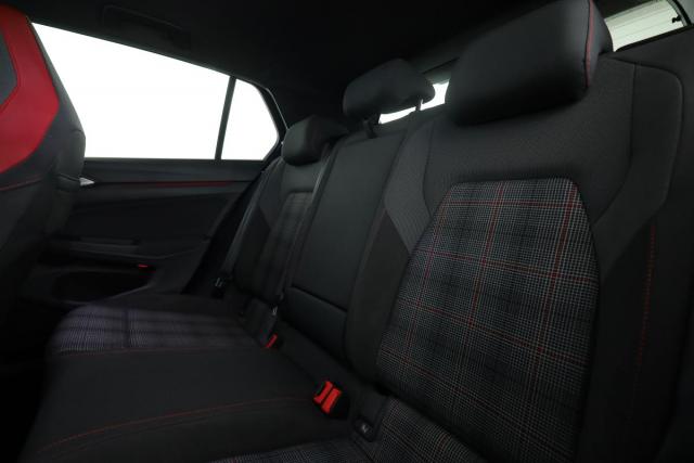 Volkswagen Golf image 5