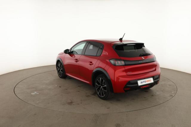Peugeot 208 image 2