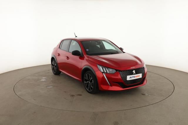 Peugeot 208 image 3