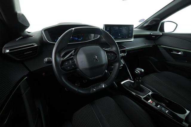 Peugeot 208 image 1