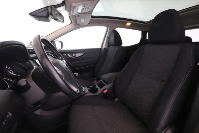Nissan Qashqai image 1