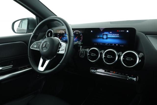 Mercedes Benz Gla image 5