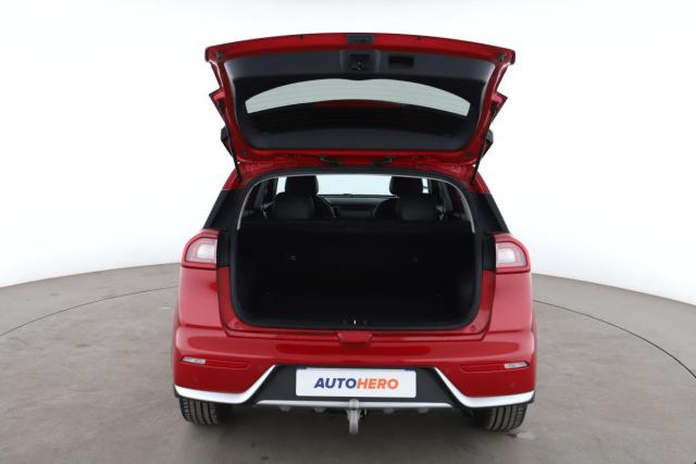 Kia Niro image 6