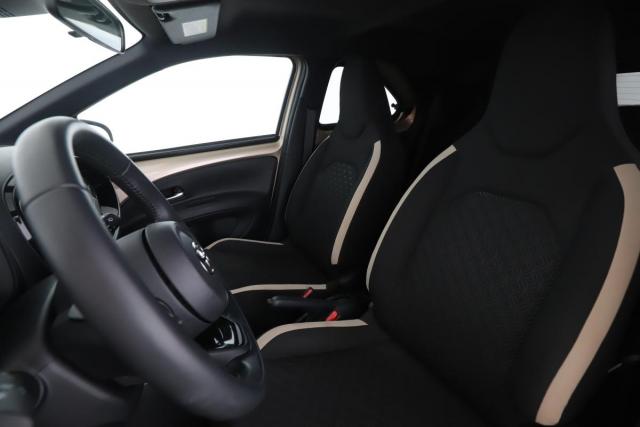 Toyota Aygo X image 8