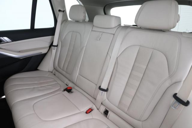 Bmw X5 image 3