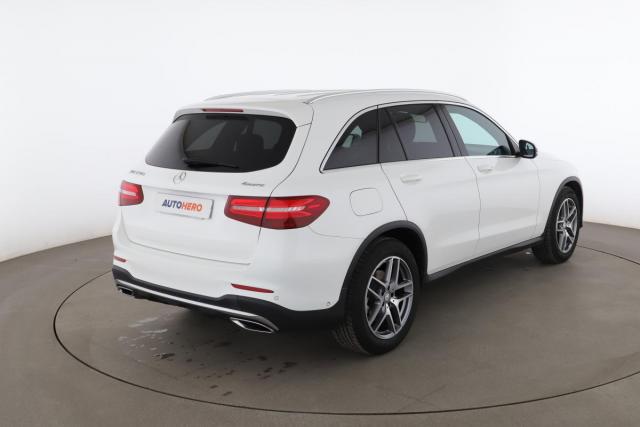 Mercedes Benz Glc image 8