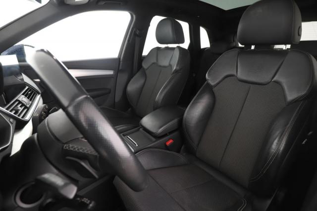 Audi Q5 image 1