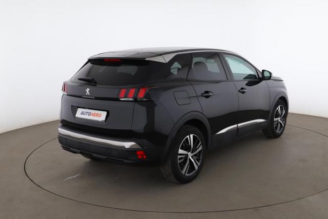 Peugeot 3008 image 2