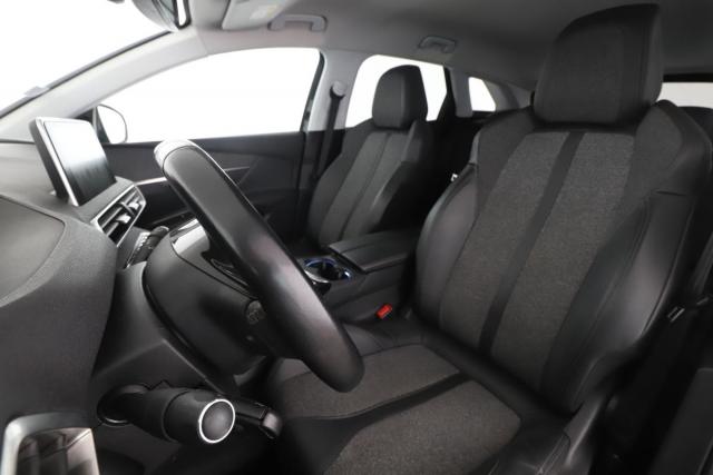 Peugeot 3008 image 1