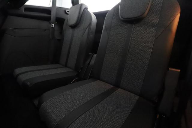Peugeot 5008 image 3