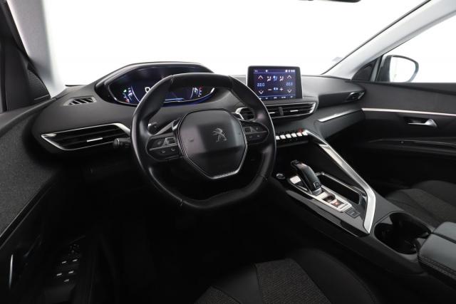 Peugeot 5008 image 2