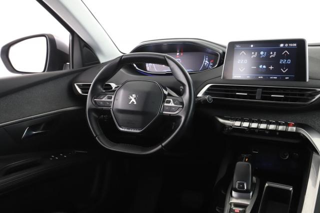 Peugeot 5008 image 8
