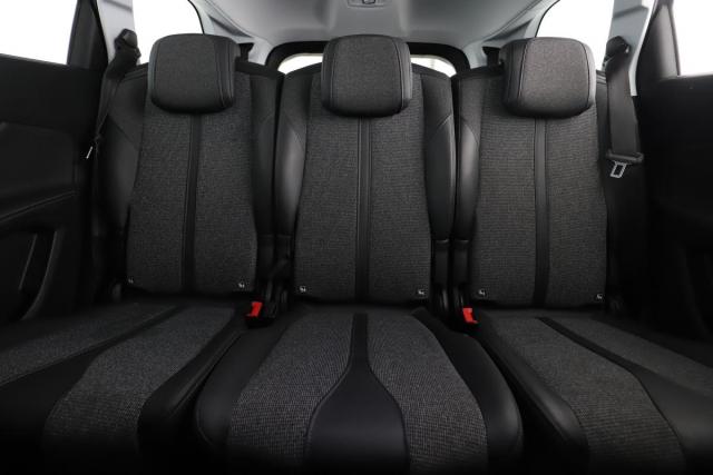 Peugeot 5008 image 4