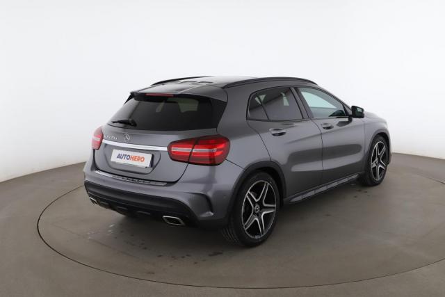 Mercedes Benz Gla image 4