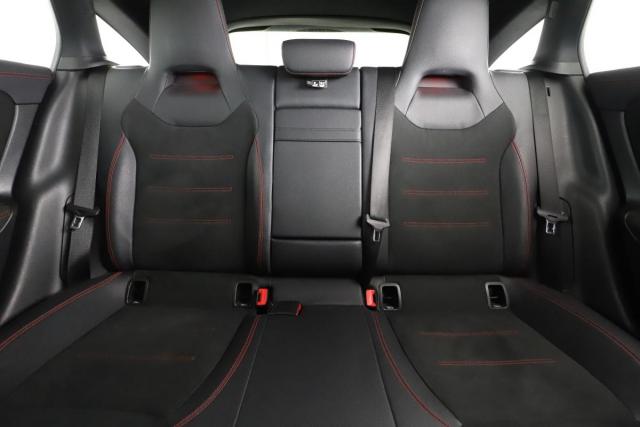 Mercedes Benz Cla Shooting Brake image 6