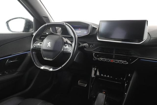 Peugeot 2008 image 7