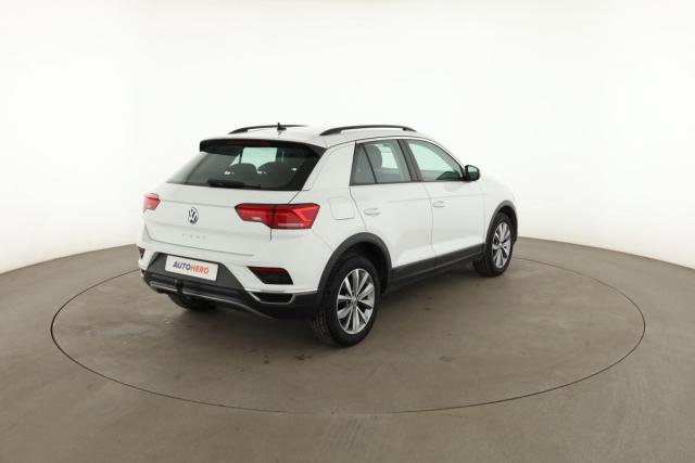 Volkswagen T-Roc image 7