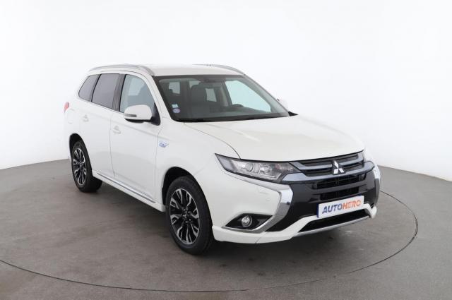 Mitsubishi Outlander image 3