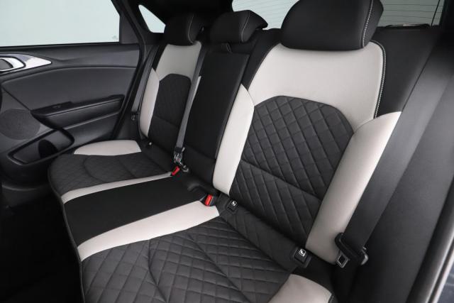 Kia Ceed image 2