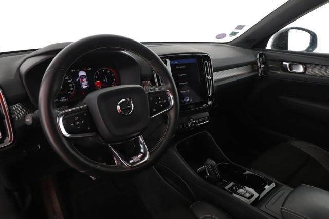 Volvo Xc40 image 1