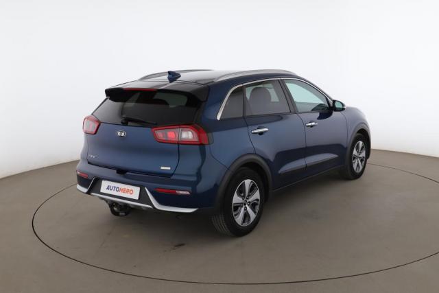 Kia Niro image 2