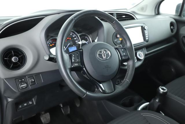Toyota Yaris image 9