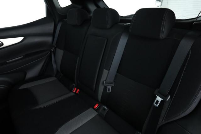 Nissan Qashqai image 8