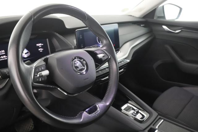 Skoda Octavia image 9