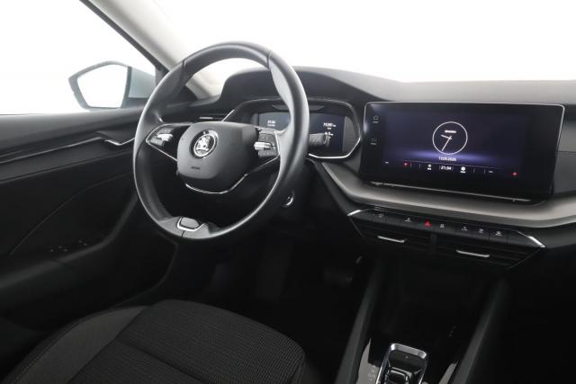 Skoda Octavia image 1