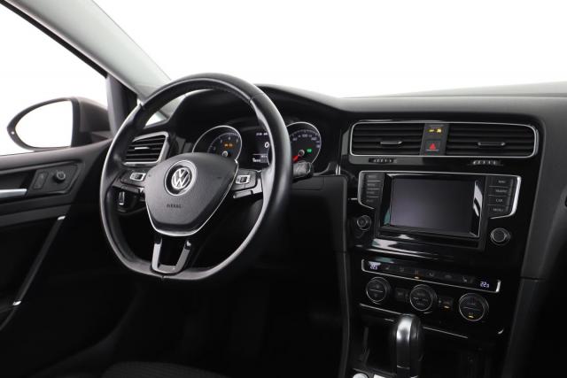 Volkswagen Golf image 5