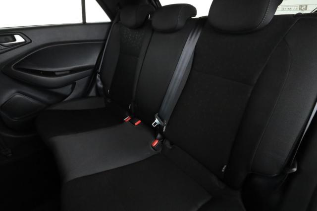 Hyundai I20 image 8