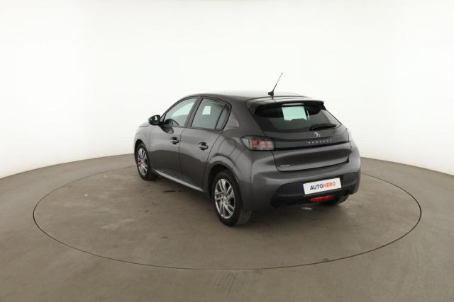 Peugeot 208 image 3