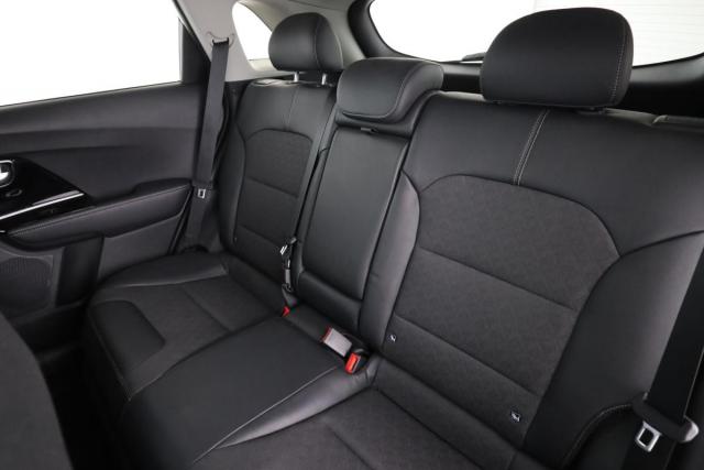 Kia Niro image 2