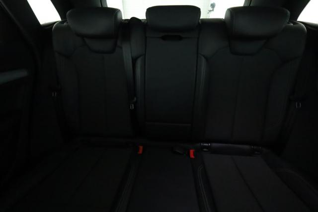 Audi Q5 image 8