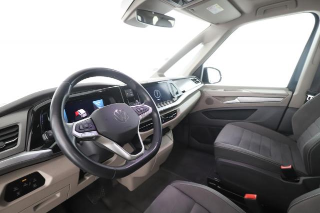 Volkswagen Multivan image 2
